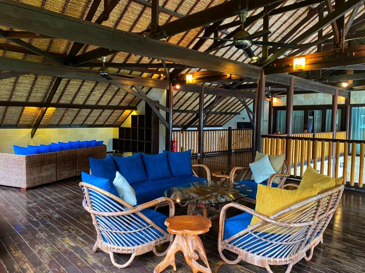 Kudat Riviera Exclusive Beach Villas Exteriör bild