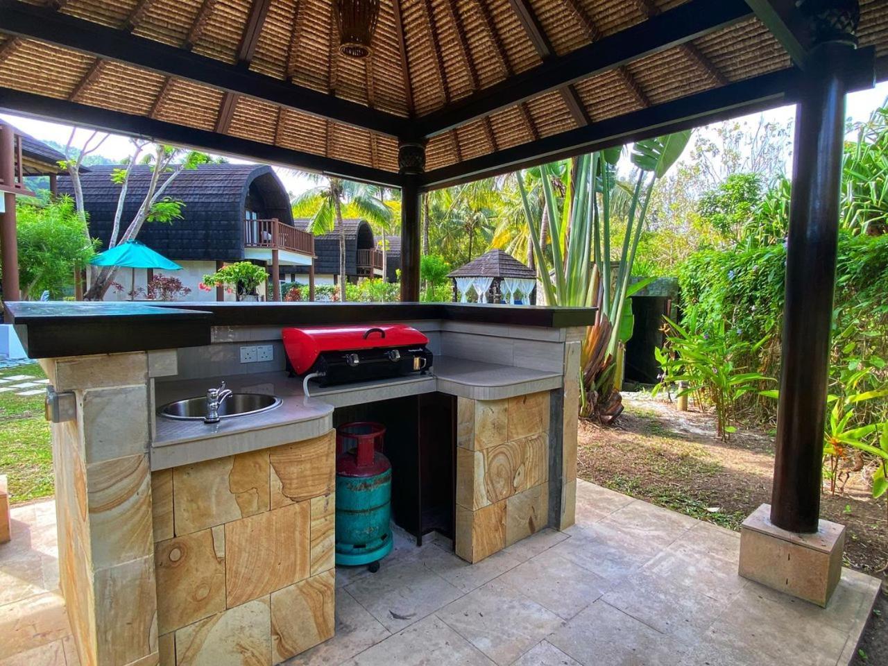 Kudat Riviera Exclusive Beach Villas Exteriör bild