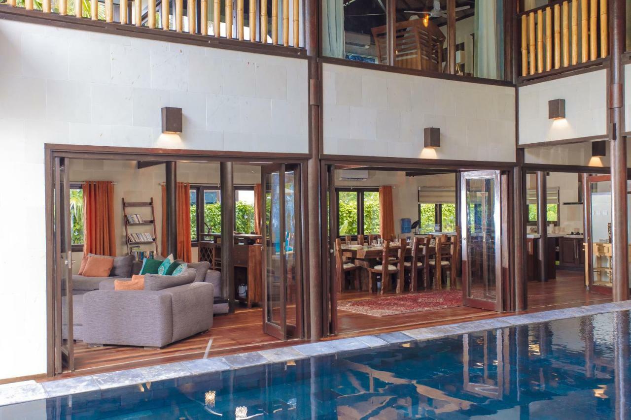 Kudat Riviera Exclusive Beach Villas Exteriör bild